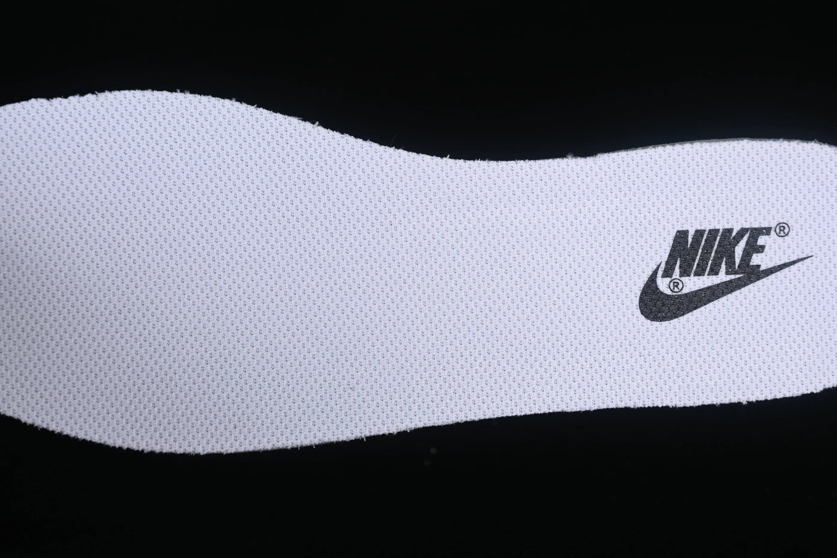 All Categories Nk SB Dunk Series Nk SB Dunk Low Low-top sneakers Nk Dunk Low Rolling in Black and white yellow panda Graffiti simple SB strap low-top casual sneakers DD1503-101